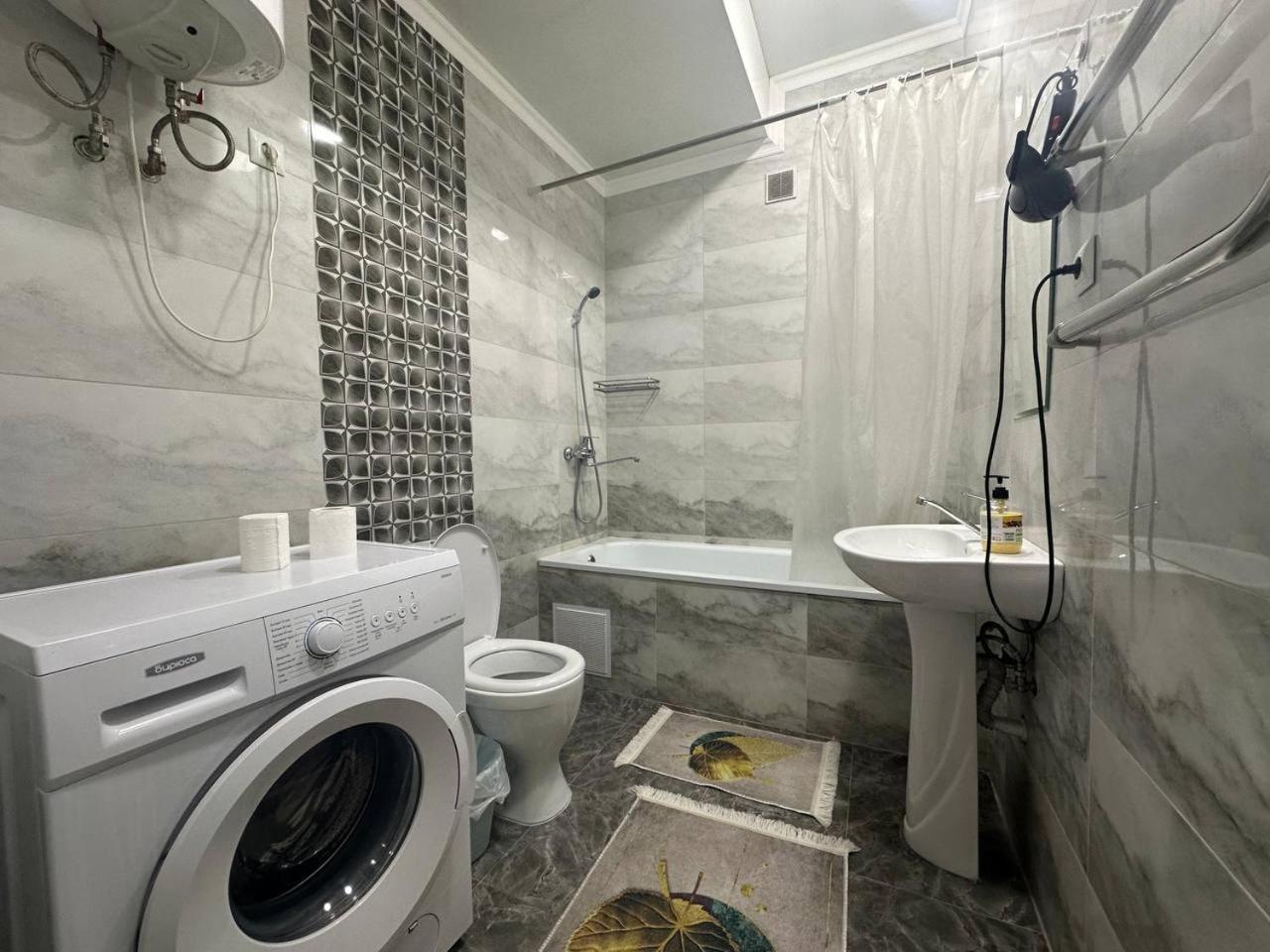 Apartments "Harmony" On Sydykova St 156А Biszkek Zewnętrze zdjęcie
